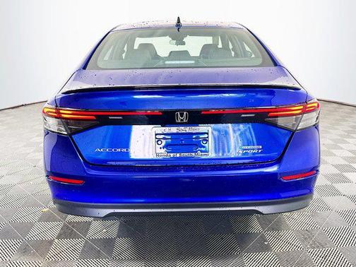 2025 Honda Accord Hybrid Base