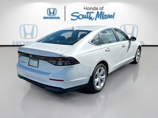 2025 Honda Accord LX 1.5T