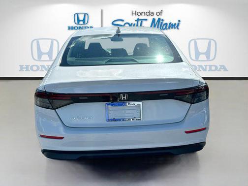 2025 Honda Accord LX 1.5T
