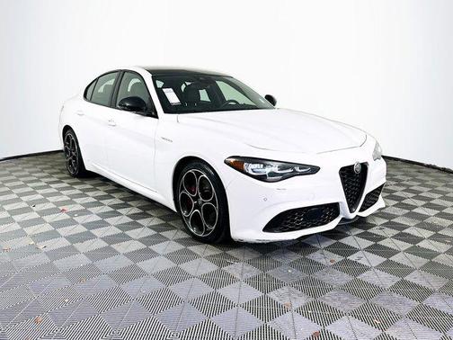 2024 Alfa Romeo Giulia Veloce RWD