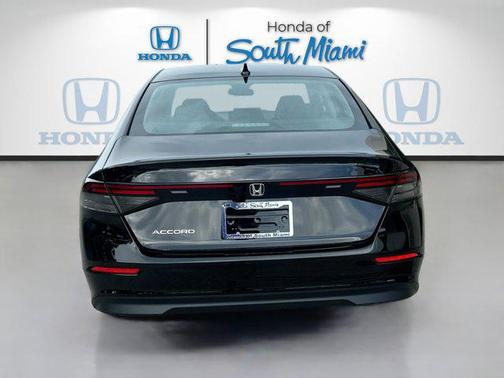 2025 Honda Accord LX 1.5T