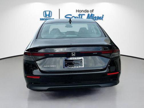 2025 Honda Accord LX 1.5T