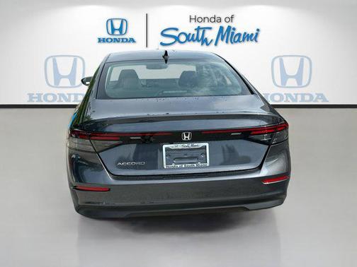 2025 Honda Accord LX 1.5T