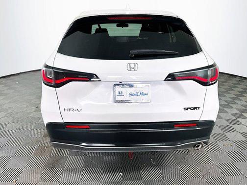 2024 Honda HR-V 2WD Sport