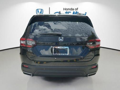 2025 Honda Pilot Black Edition