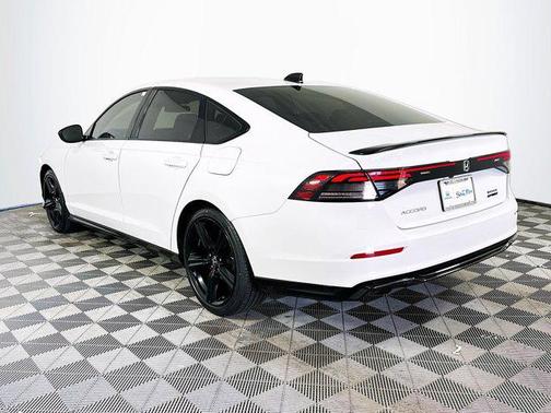 2023 Honda Accord Hybrid Base