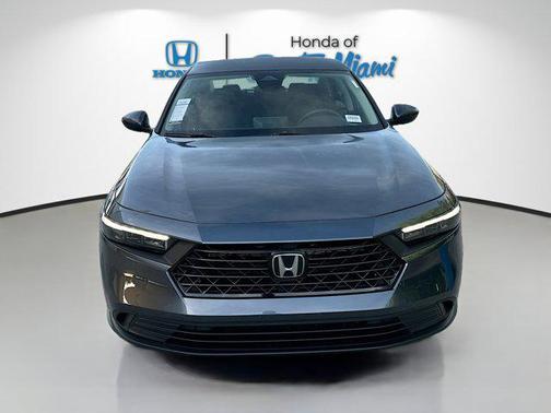 2025 Honda Accord LX 1.5T