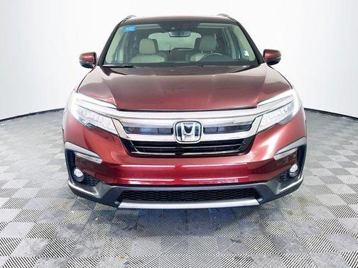 2022 Honda Pilot Touring 8-Passenger