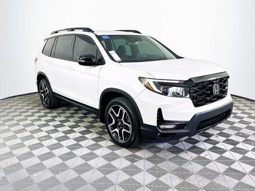 2023 Honda Passport AWD Elite