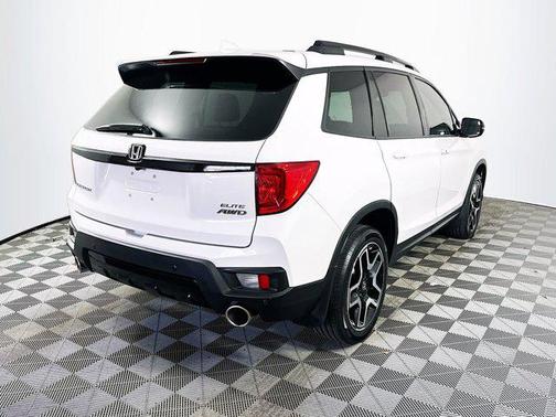 2023 Honda Passport AWD Elite