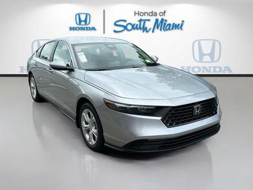 2025 Honda Accord LX 1.5T