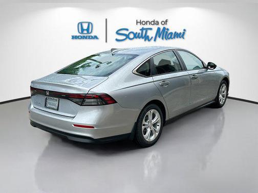 2025 Honda Accord LX 1.5T