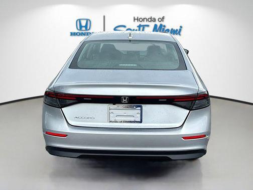 2025 Honda Accord LX 1.5T