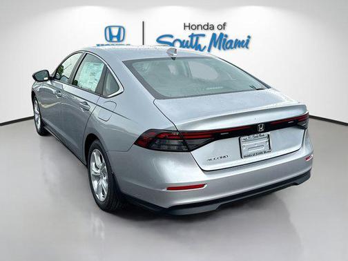 2025 Honda Accord LX 1.5T