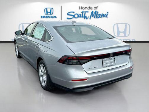 2025 Honda Accord LX 1.5T