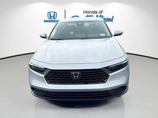 2025 Honda Accord LX 1.5T