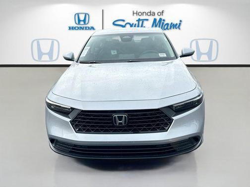 2025 Honda Accord LX 1.5T