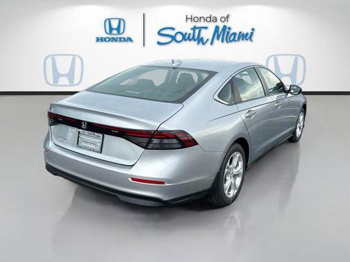 2025 Honda Accord LX 1.5T