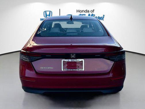 2025 Honda Accord Sport SE 1.5T