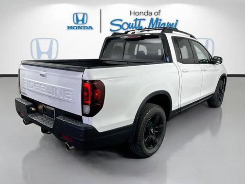 2025 Honda Ridgeline Black