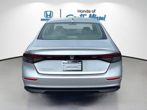 2025 Honda Accord LX 1.5T