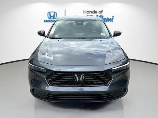 2025 Honda Accord LX 1.5T