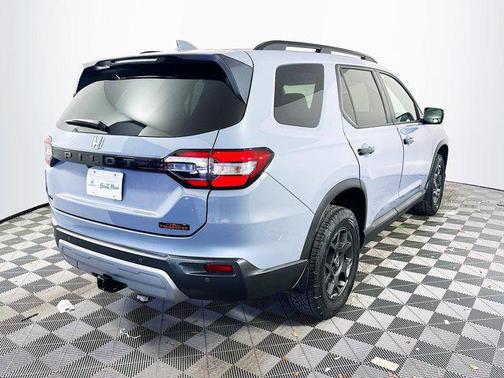2023 Honda Pilot AWD TrailSport
