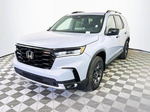 2023 Honda Pilot AWD TrailSport