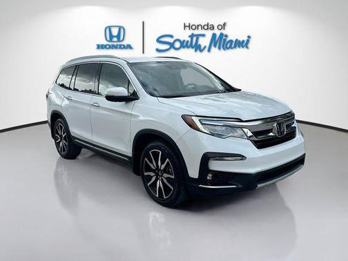 2022 Honda Pilot Touring 8-Passenger
