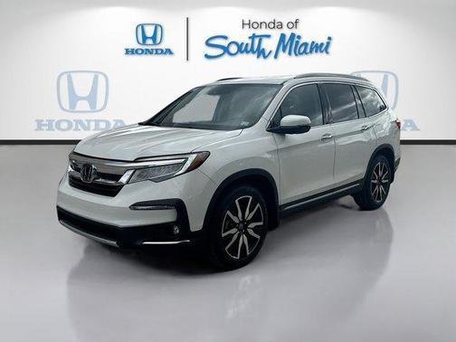 2022 Honda Pilot Touring 8-Passenger
