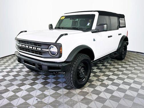 2023 Ford Bronco Black Diamond