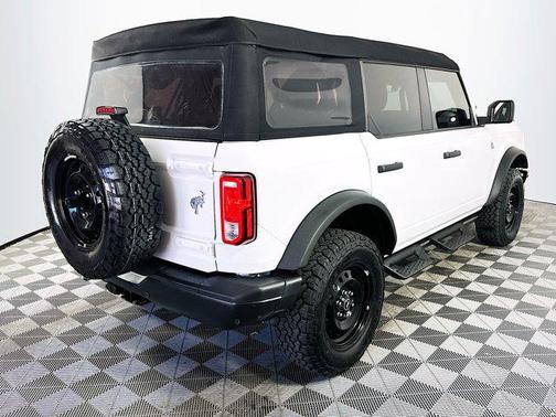 2023 Ford Bronco Black Diamond