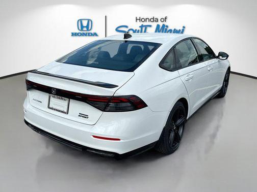 2025 Honda Accord Hybrid Base