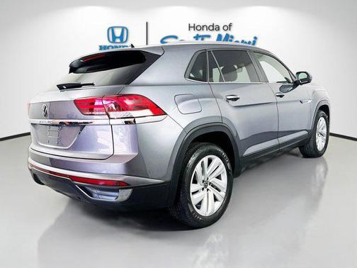2022 Volkswagen Atlas Cross Sport 2.0T SE w/Technology