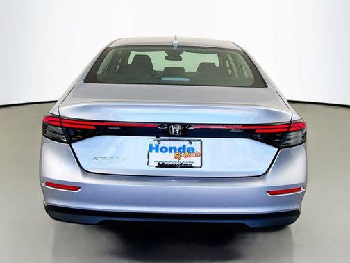 2025 Honda Accord LX 1.5T