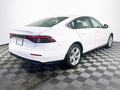 2025 Honda Accord LX 1.5T