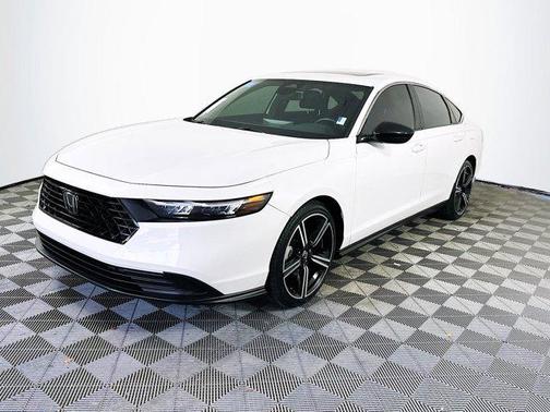 2023 Honda Accord Hybrid Base