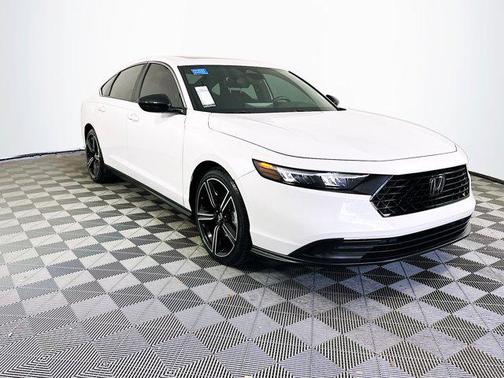 2023 Honda Accord Hybrid Base