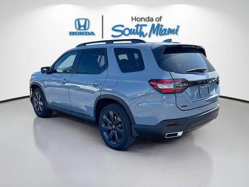 2025 Honda Pilot Sport