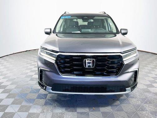 2023 Honda Pilot AWD Elite