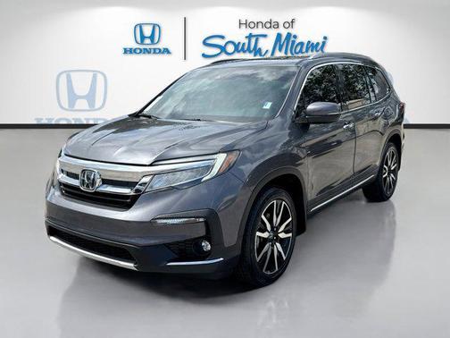 2022 Honda Pilot Touring 8-Passenger