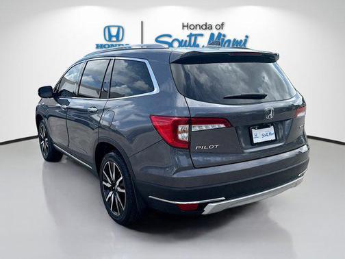 2022 Honda Pilot Touring 8-Passenger