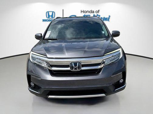 2022 Honda Pilot Touring 8-Passenger