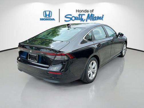 2025 Honda Accord LX 1.5T