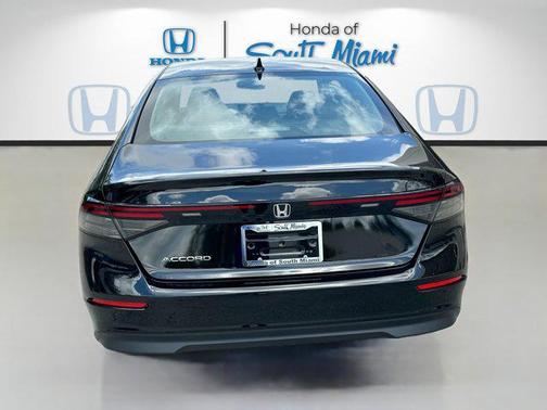 2025 Honda Accord LX 1.5T