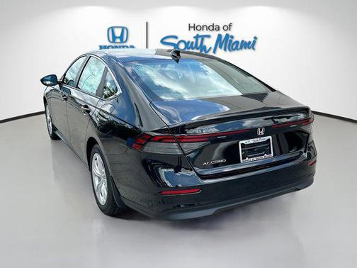 2025 Honda Accord LX 1.5T