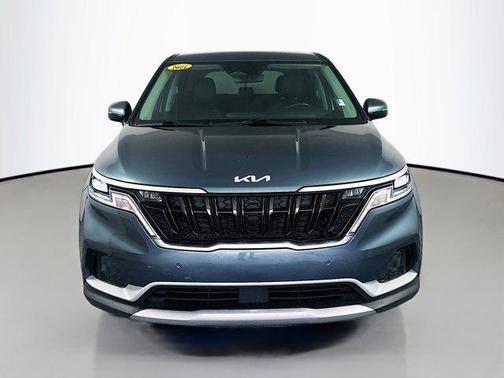 2023 Kia Carnival EX