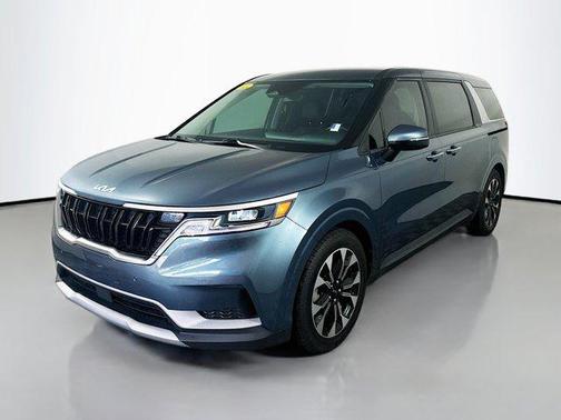 2023 Kia Carnival EX