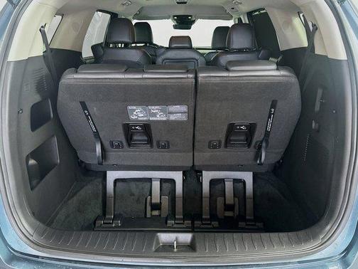 2023 Kia Carnival EX