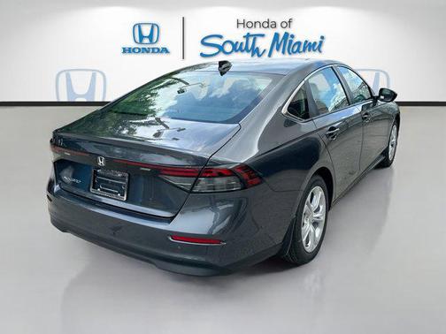 2025 Honda Accord LX 1.5T